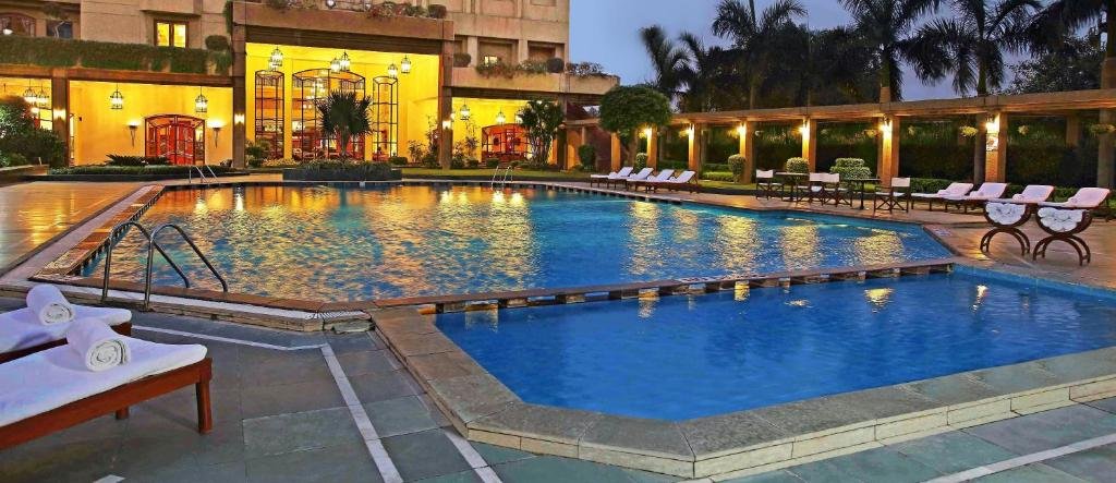 Eros Hotel New Delhi, Nehru Place swimming pool