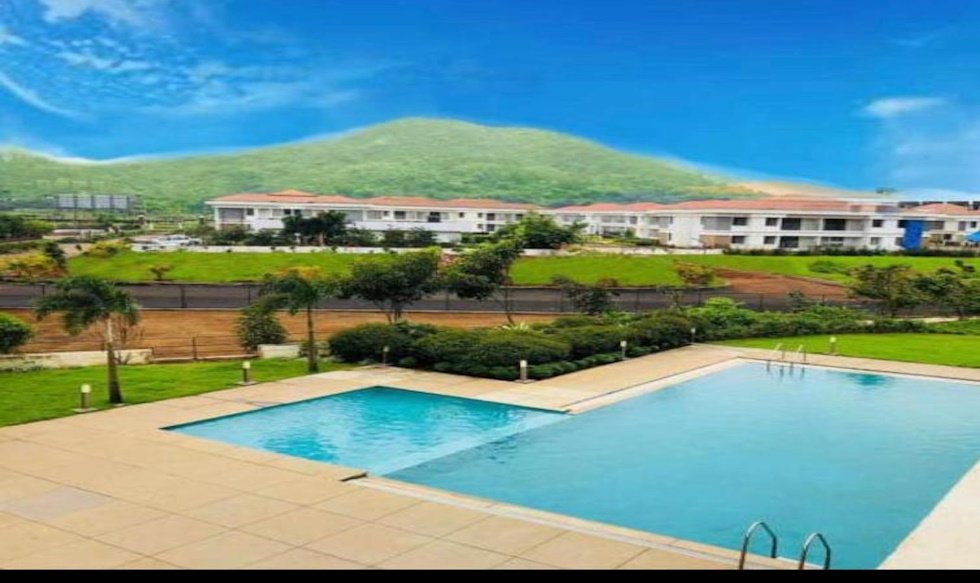 Mizzle Exotica Lonavala hotel with pool