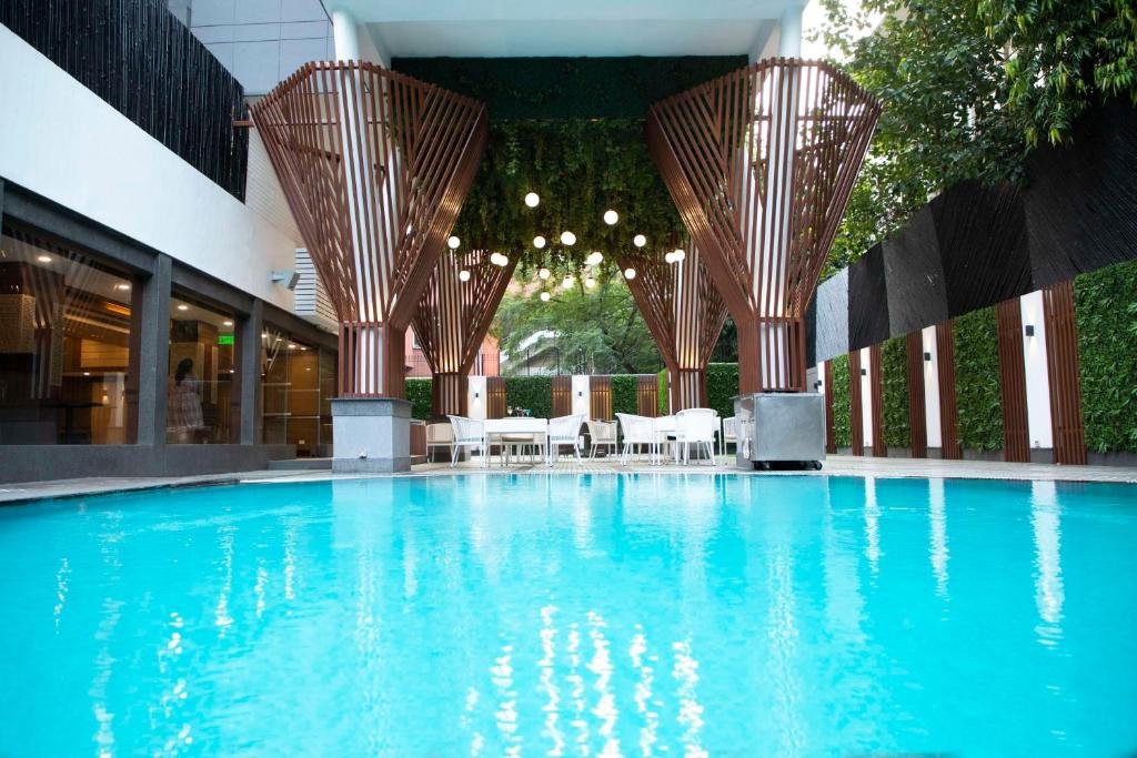 Park Inn by Radisson,South Delhi swimming pool