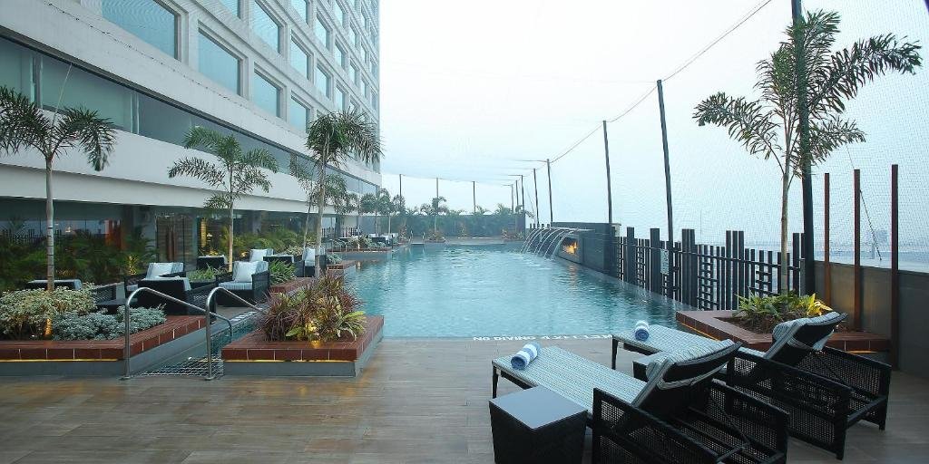 swimming pool Crowne Plaza New Delhi Mayur Vihar Noida