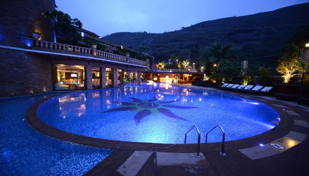 swimming pool Della Resorts Lonavala