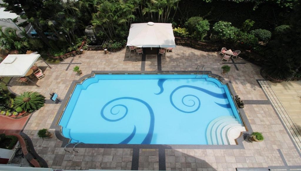 swimming pool Hotel Hillock Mount Abu