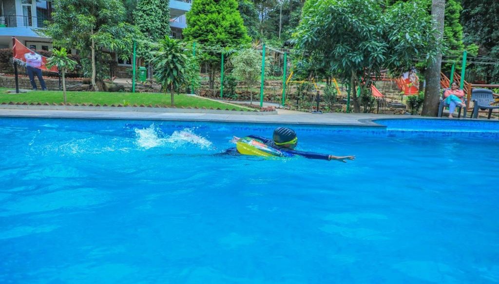 swimming pool wow Bison Woods Organic Veg Resort  Yercaud