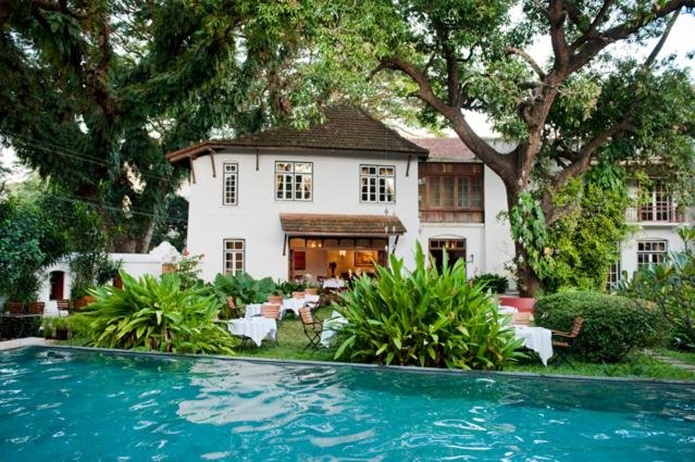 Old Harbour Hotel kochi pool