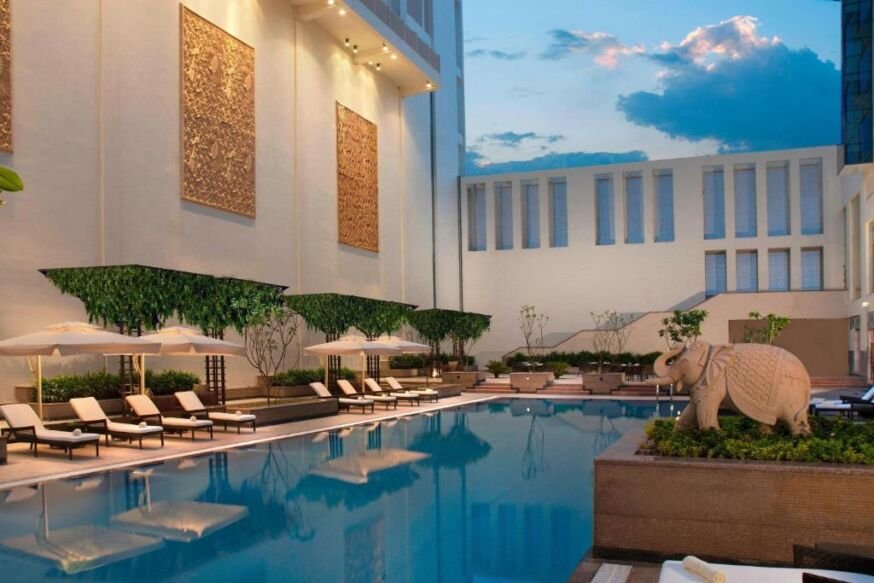 Jaipur Marriott Hotel with swimming pool