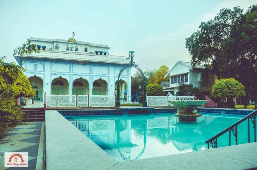 jaipur swimming pool hotel Diggi Palace